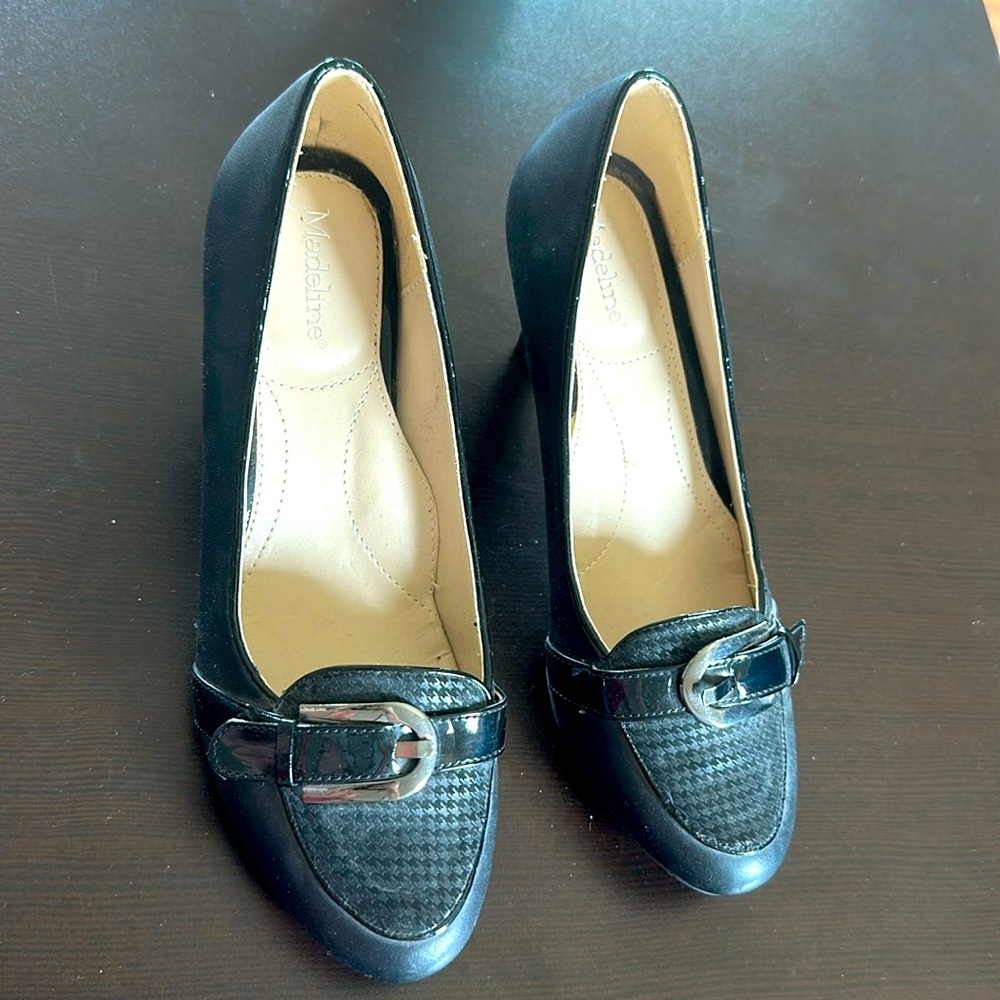 Women’s Black Pumps size 9.5 M